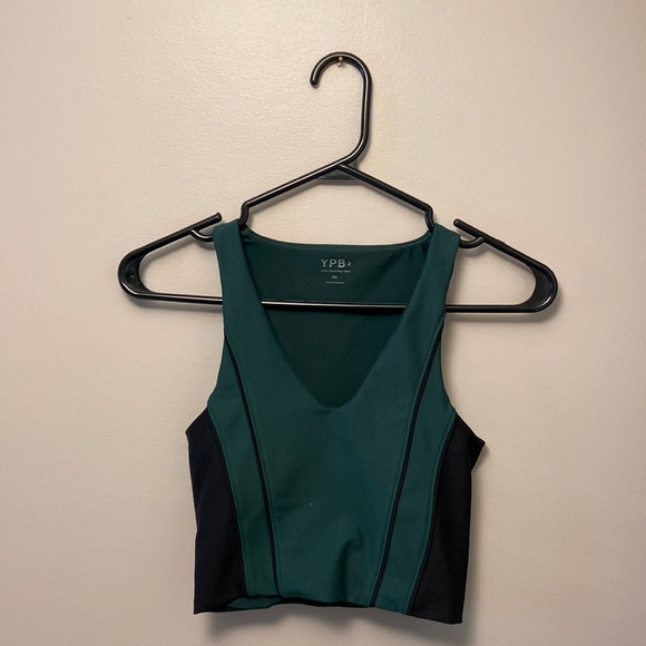 Cropped Green Tank Top - Picture 1 of 3